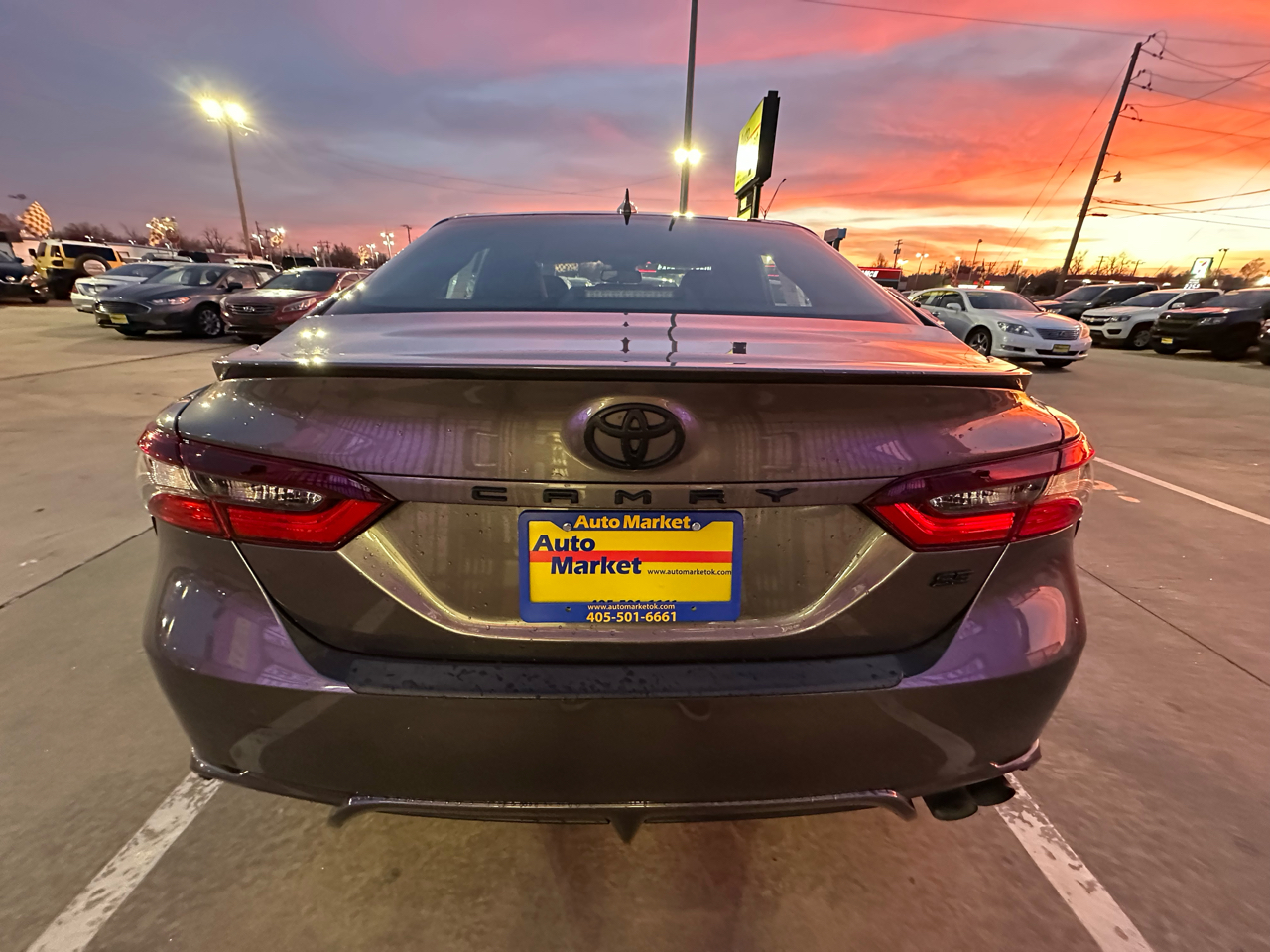 Toyota Camry SE Auto (Natl) 2023