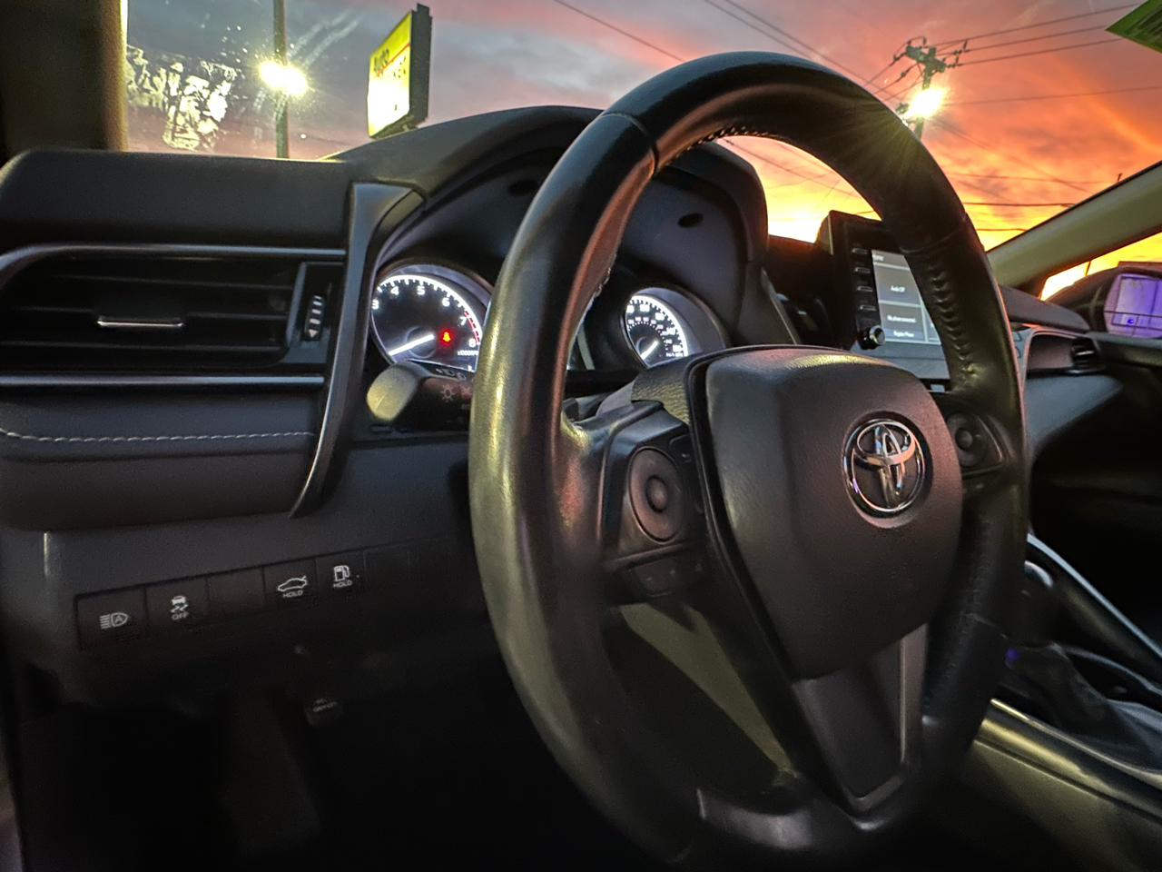 Toyota Camry SE Auto (Natl) 2023