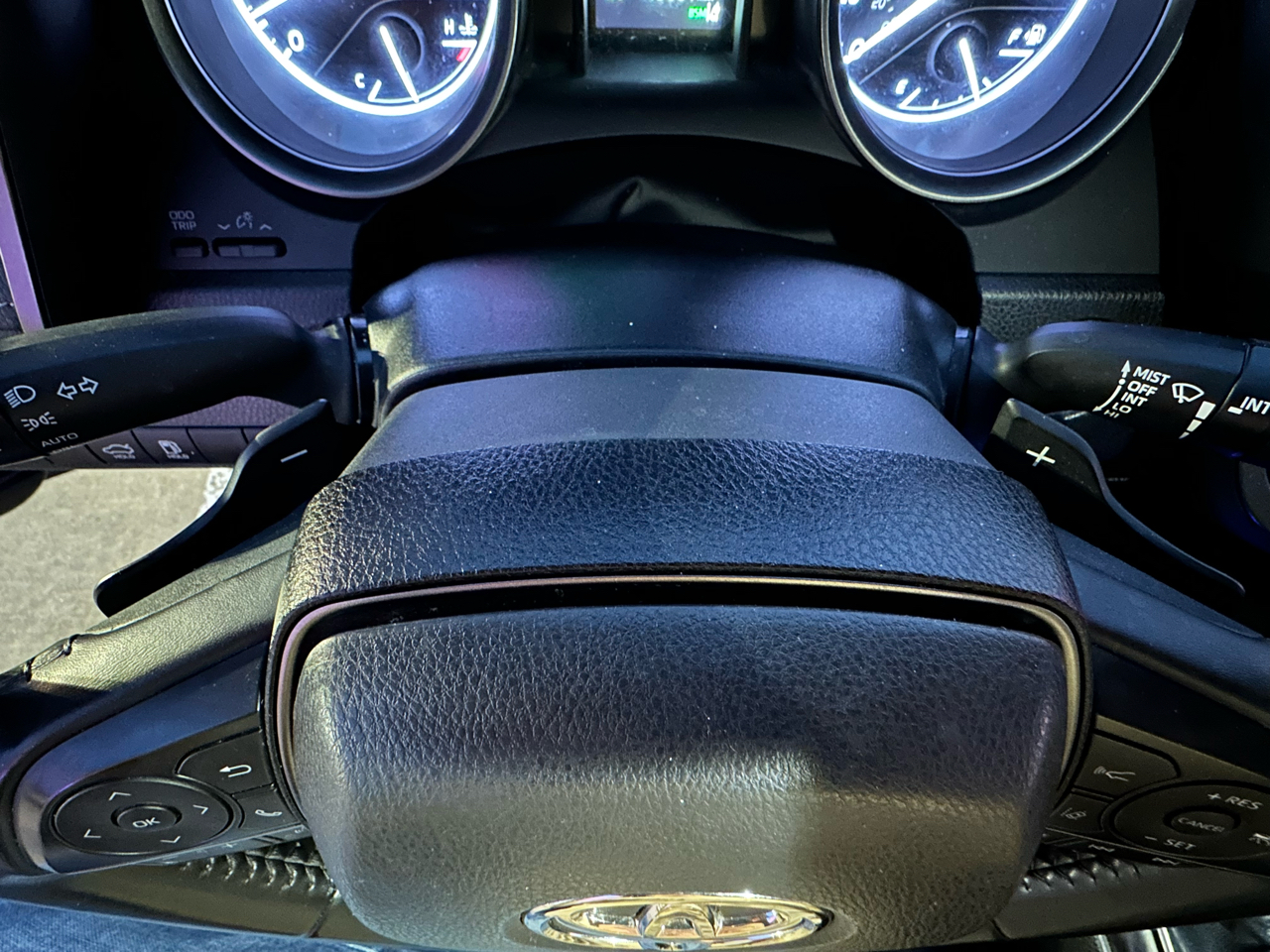 Toyota Camry SE Auto (Natl) 2023