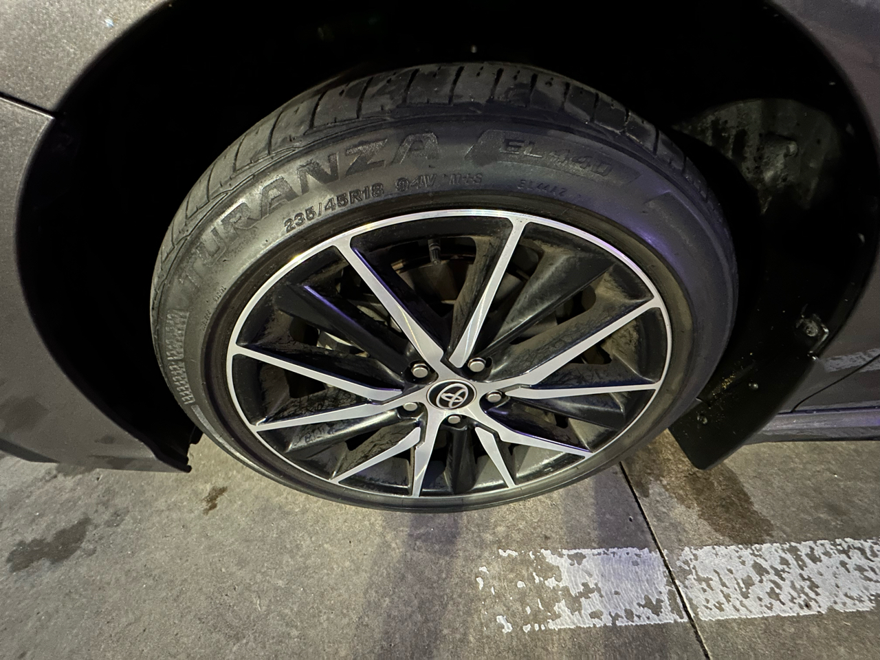 Toyota Camry SE Auto (Natl) 2023