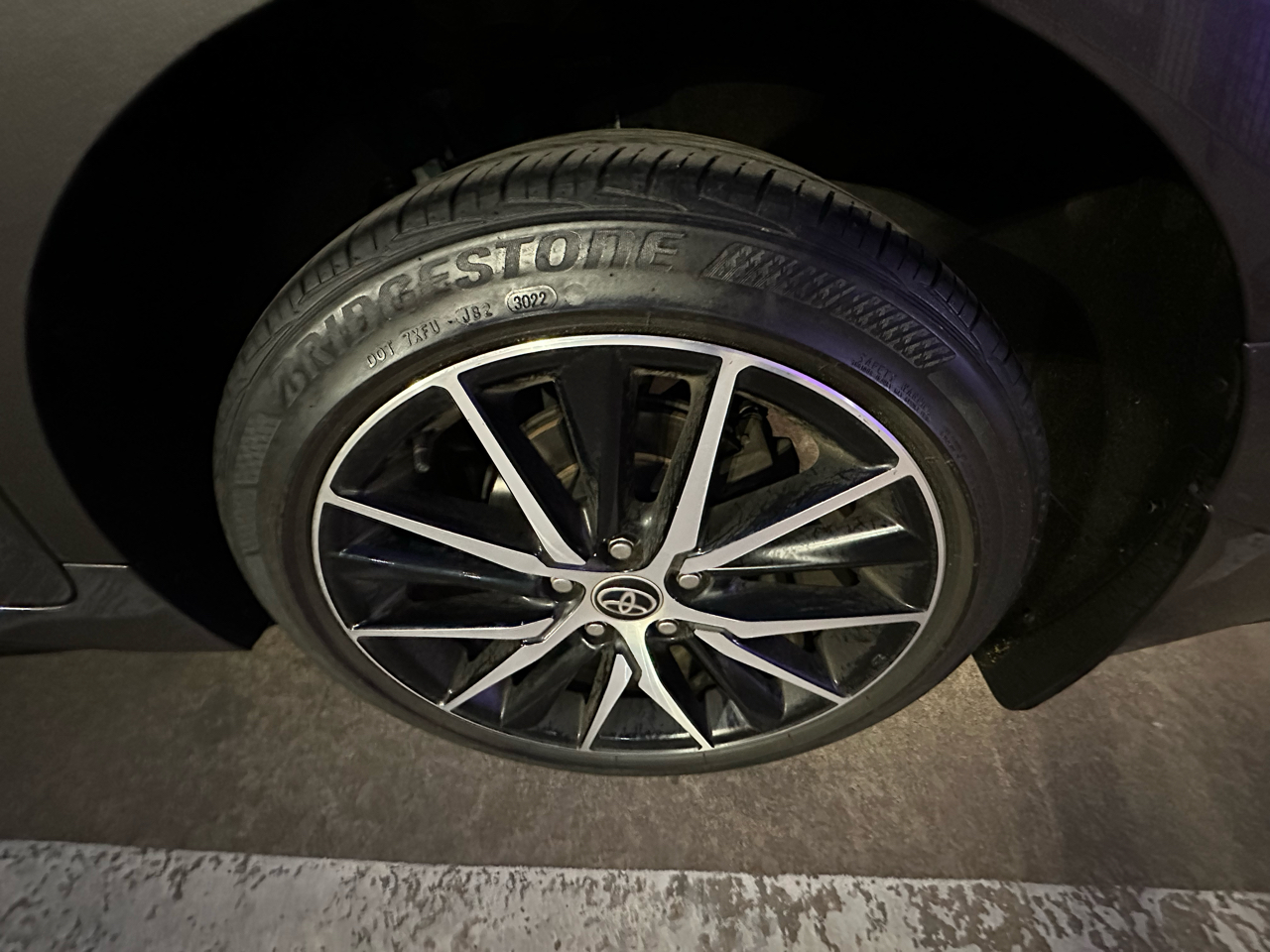 Toyota Camry SE Auto (Natl) 2023