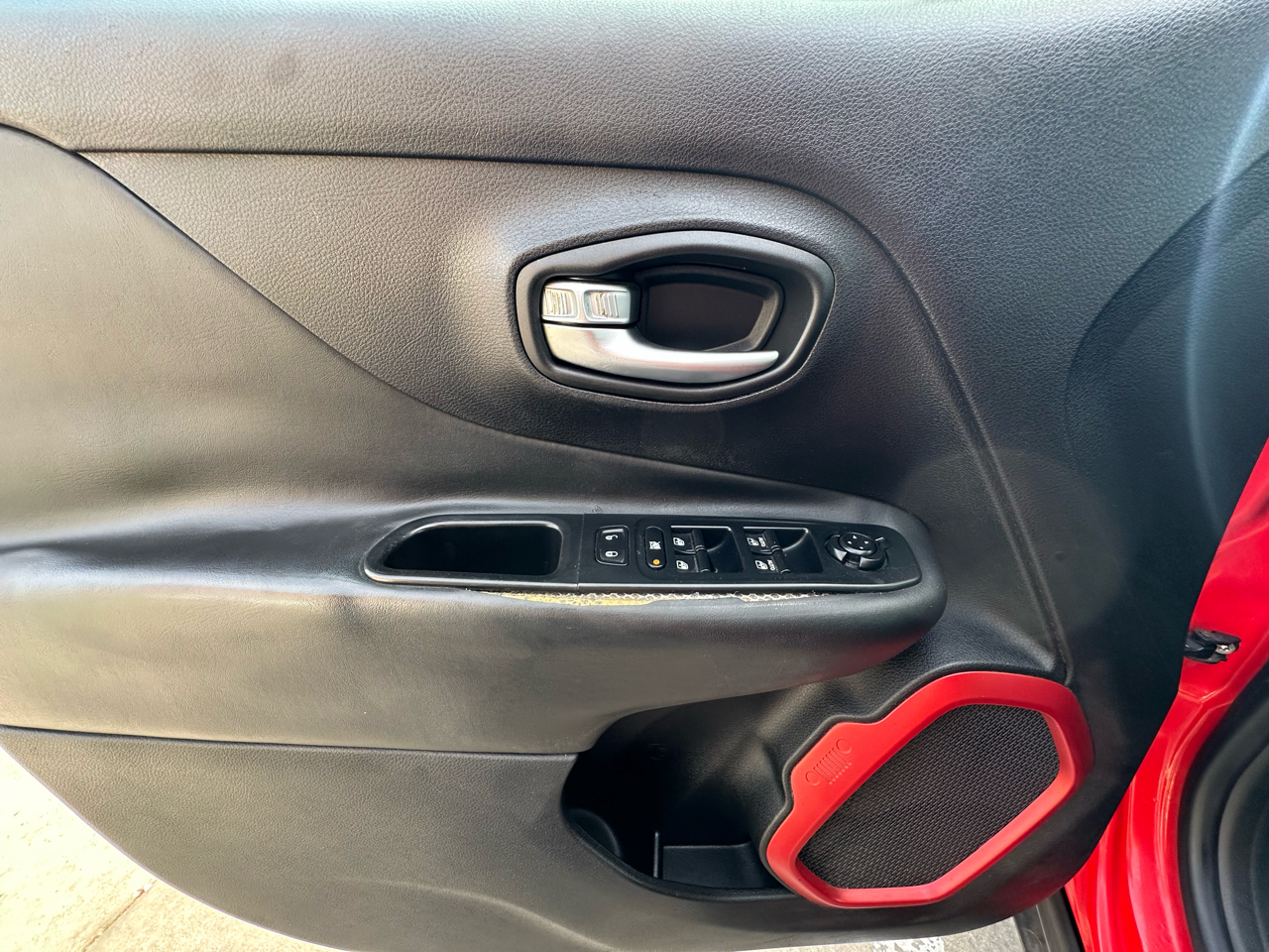 Jeep Renegade 4WD 4dr Trailhawk 2016