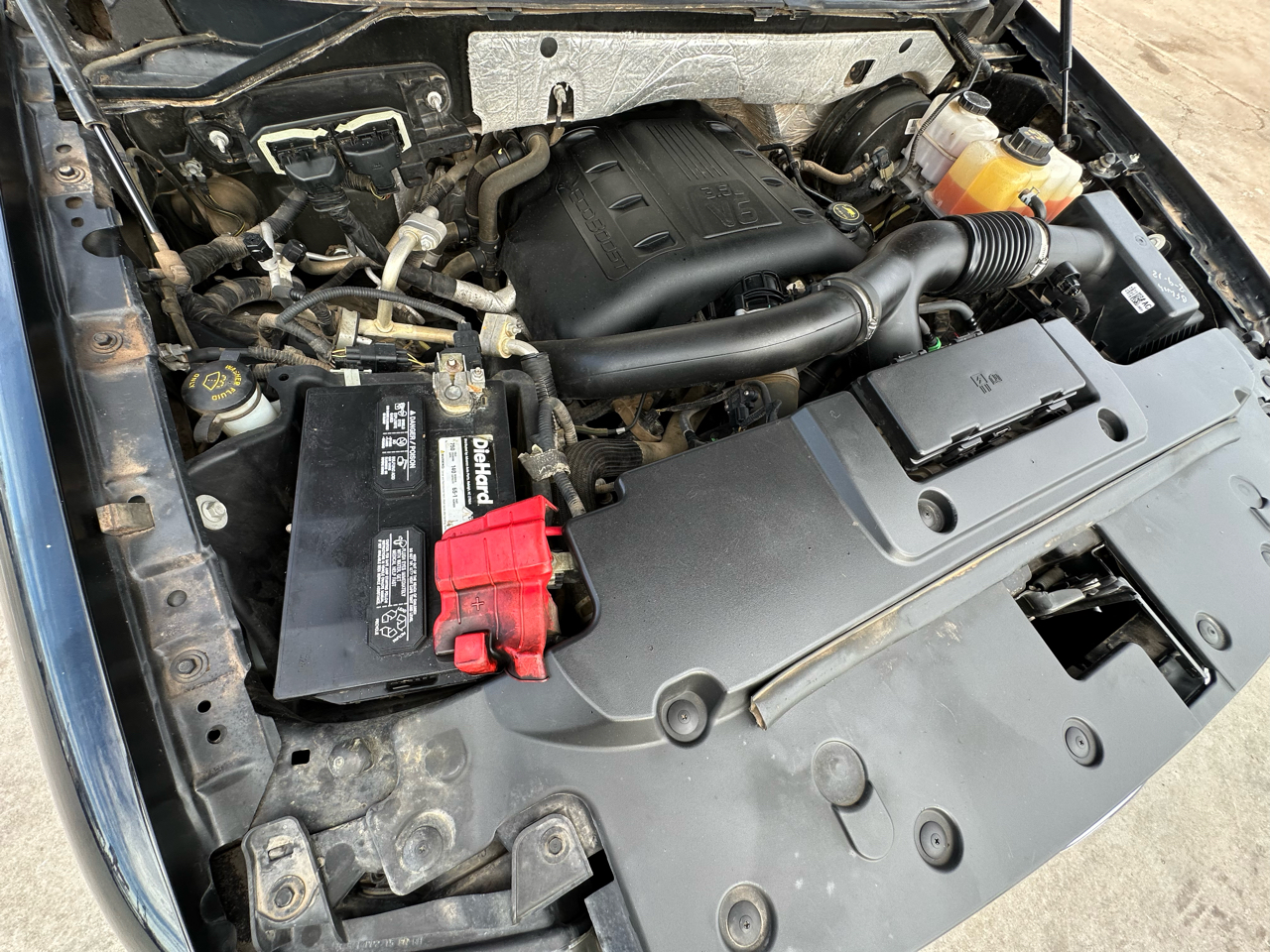 Ford Expedition 2WD 4dr XLT 2015