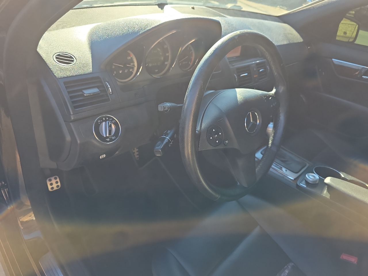 Mercedes-Benz C-Class 4dr Sdn C 300 Sport RWD 2010