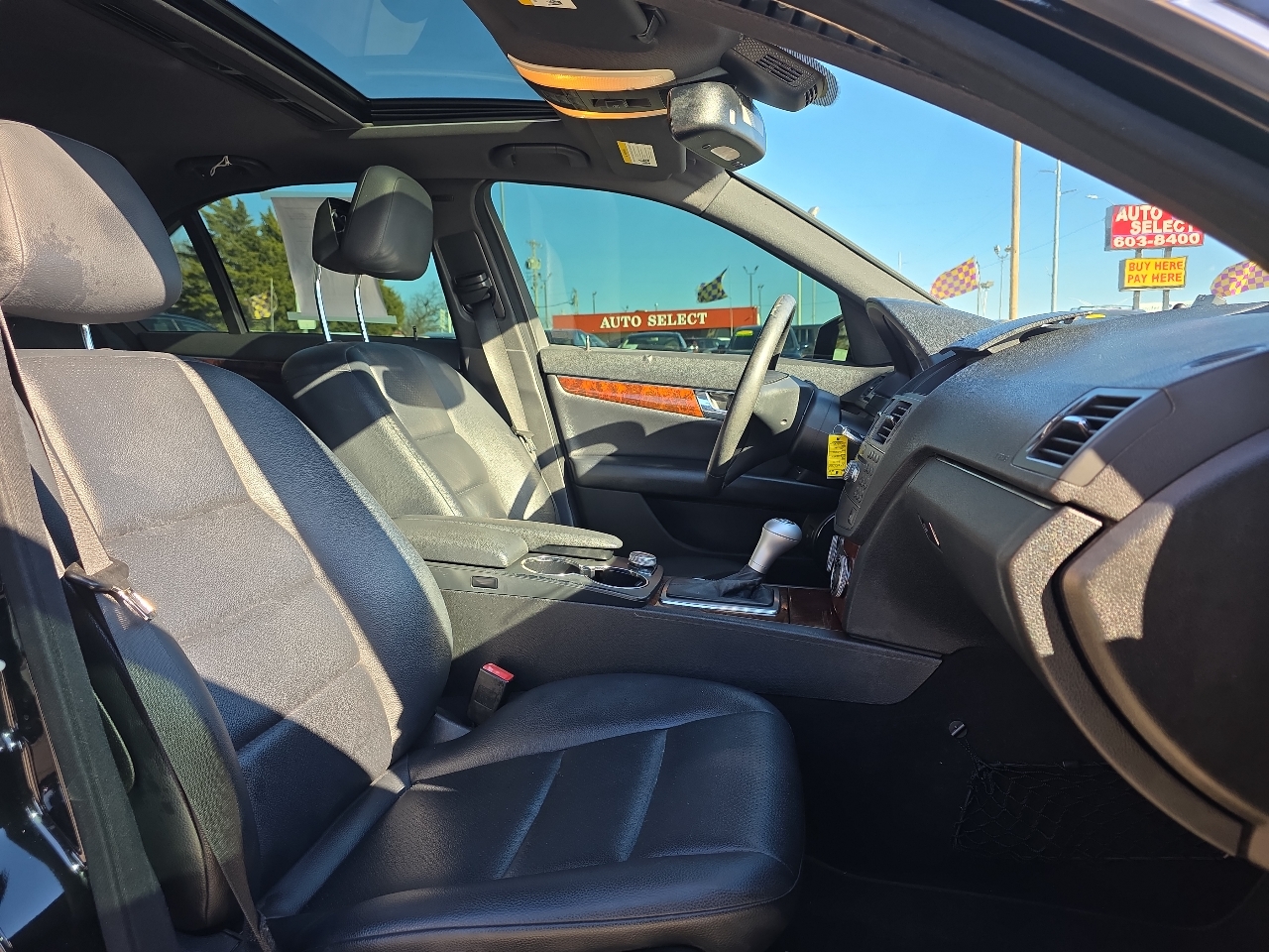 Mercedes-Benz C-Class 4dr Sdn C 300 Sport RWD 2010