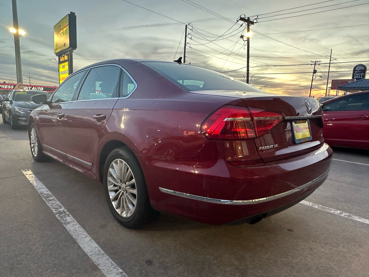 Volkswagen Passat 4dr Sdn 1.8T Auto SE 2016