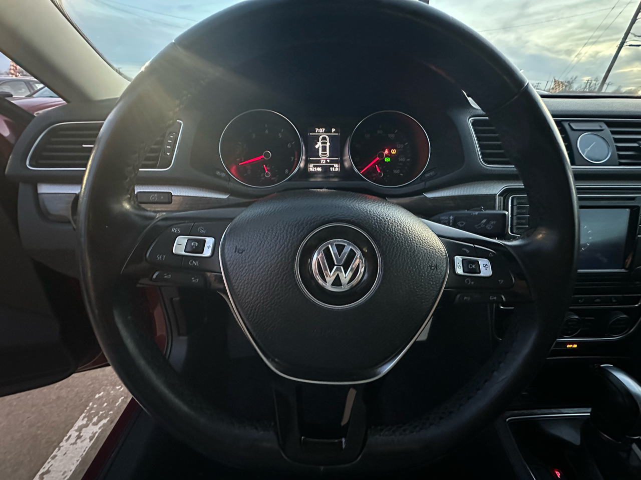 Volkswagen Passat 4dr Sdn 1.8T Auto SE 2016