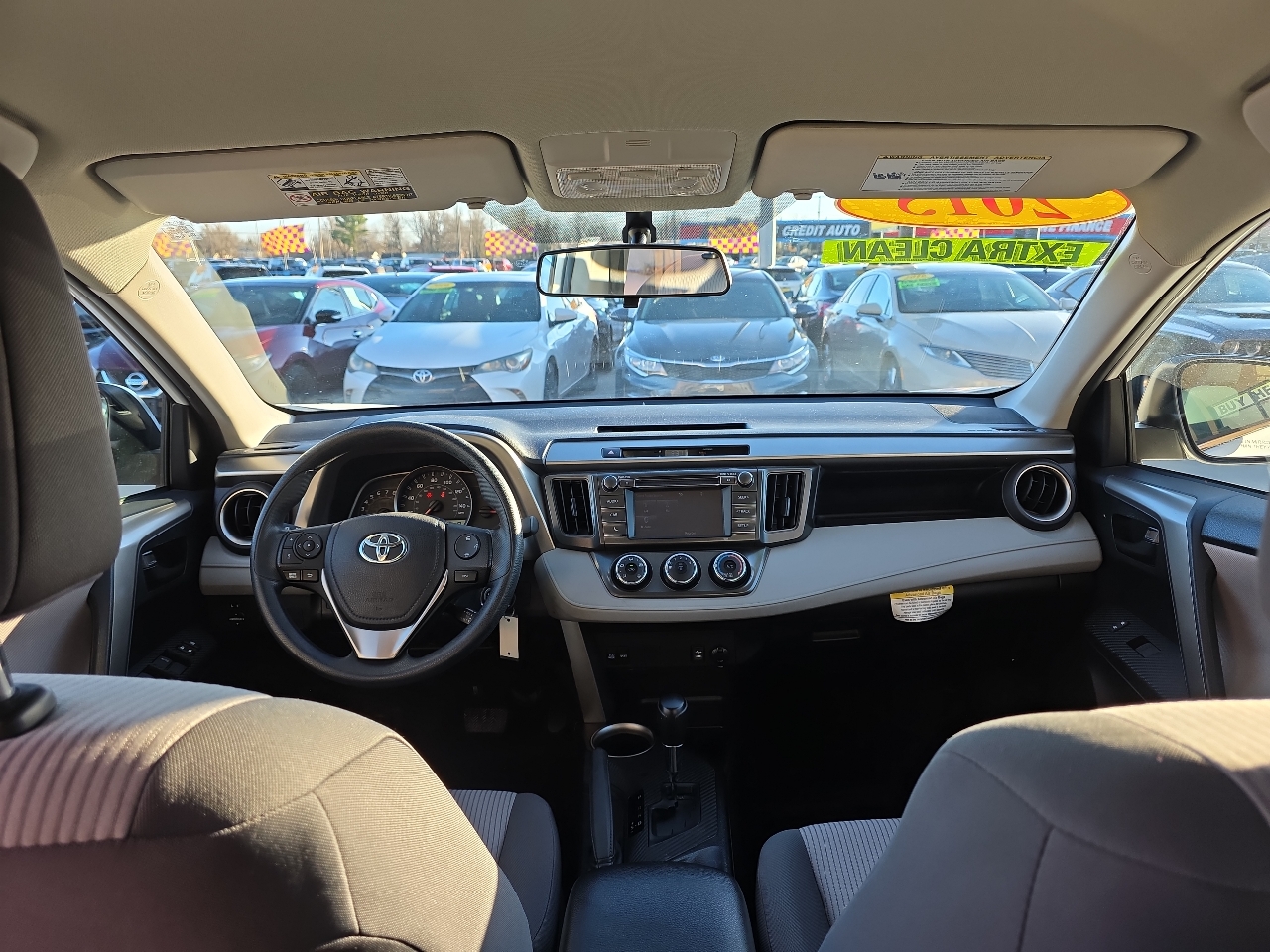 Toyota RAV4 FWD 4dr LE (Natl) 2015