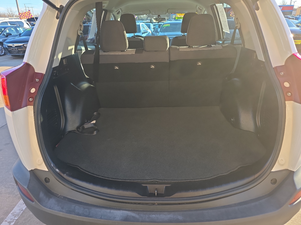 Toyota RAV4 FWD 4dr LE (Natl) 2015