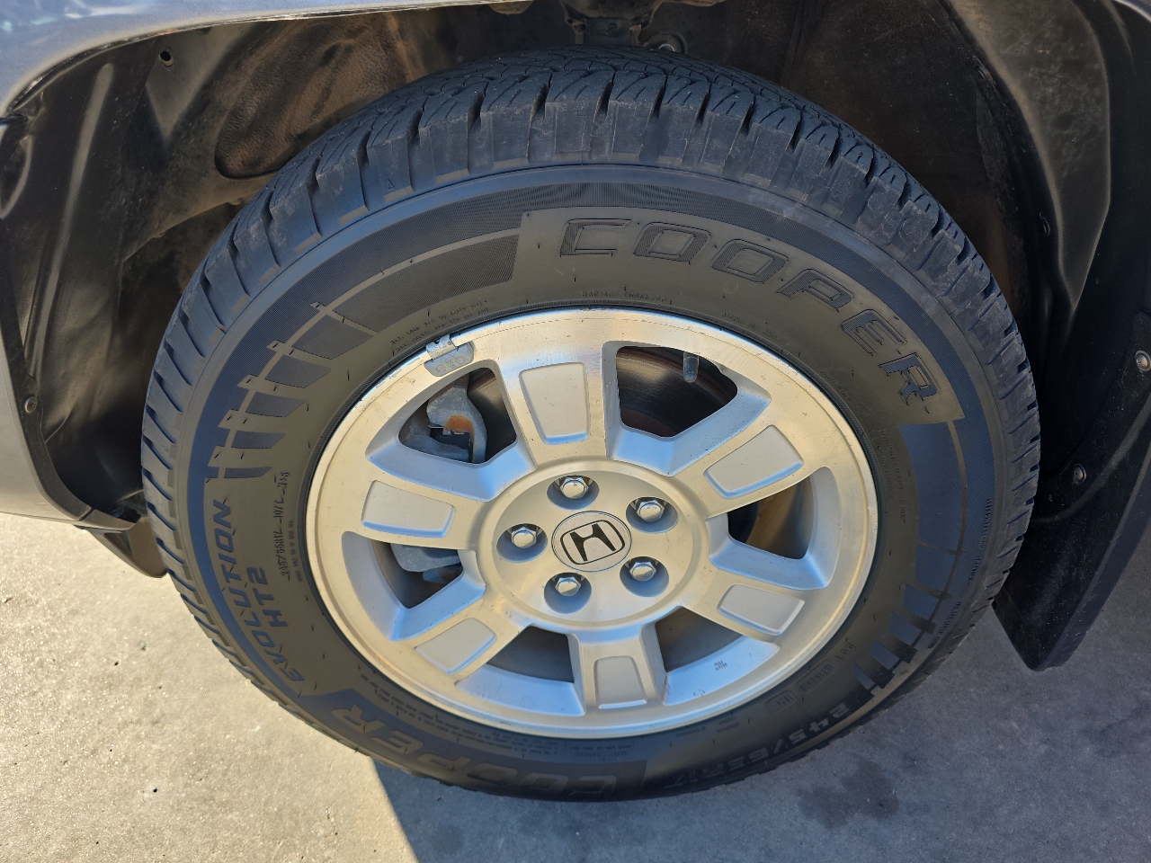 Honda Ridgeline 4WD Crew Cab RTS 2012