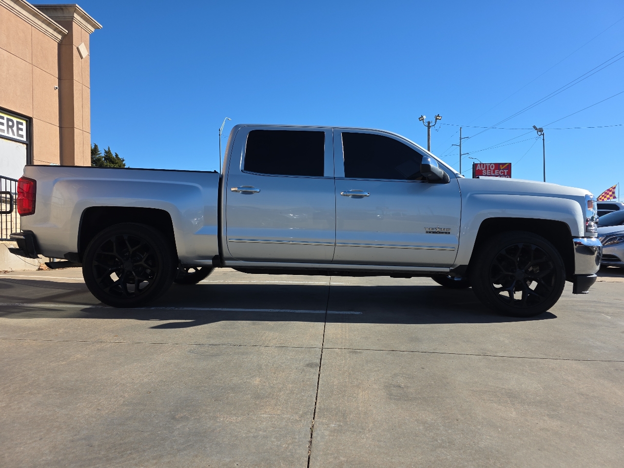 Chevrolet Silverado 1500 2WD Crew Cab 143.5" LTZ w/1LZ 2017