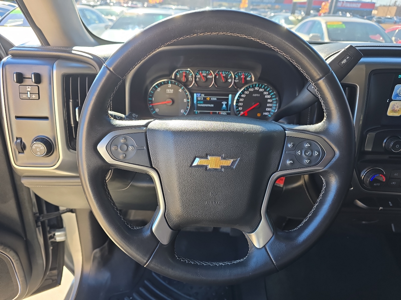 Chevrolet Silverado 1500 2WD Crew Cab 143.5" LTZ w/1LZ 2017