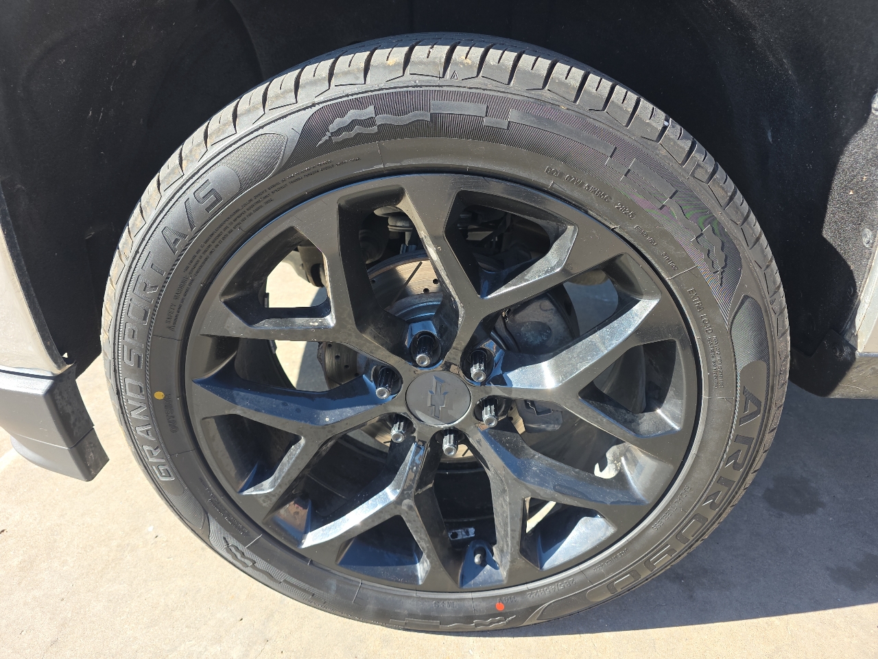 Chevrolet Silverado 1500 2WD Crew Cab 143.5" LTZ w/1LZ 2017