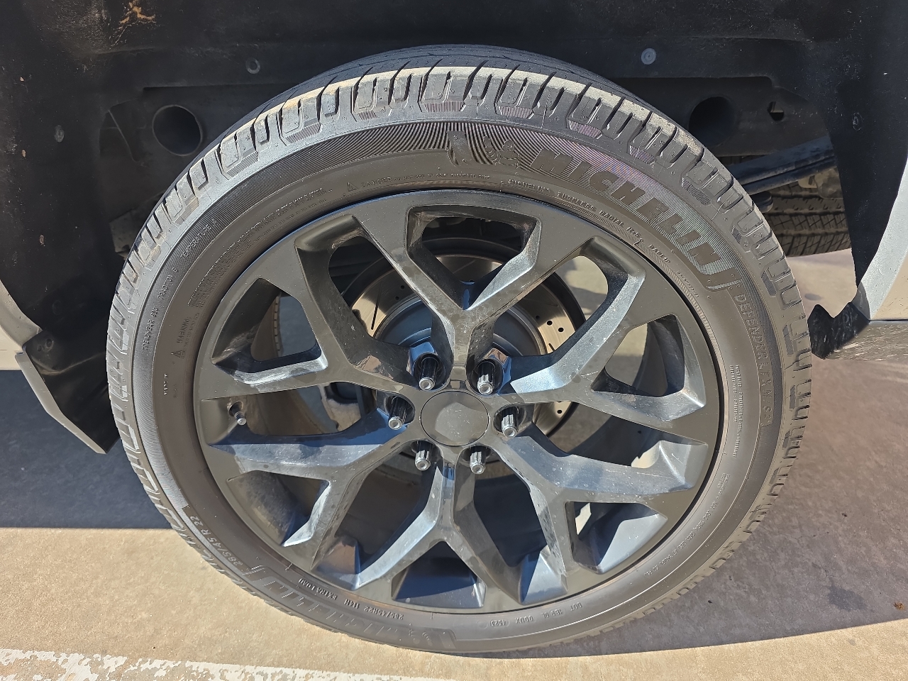 Chevrolet Silverado 1500 2WD Crew Cab 143.5" LTZ w/1LZ 2017