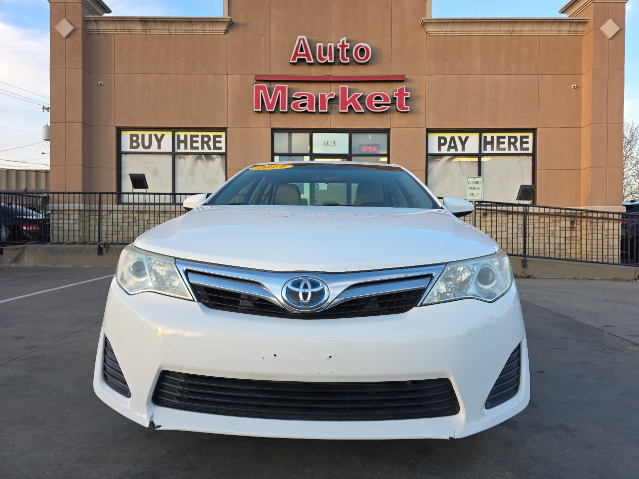 Toyota Camry Hybrid 4dr Sdn LE (Natl) 2013