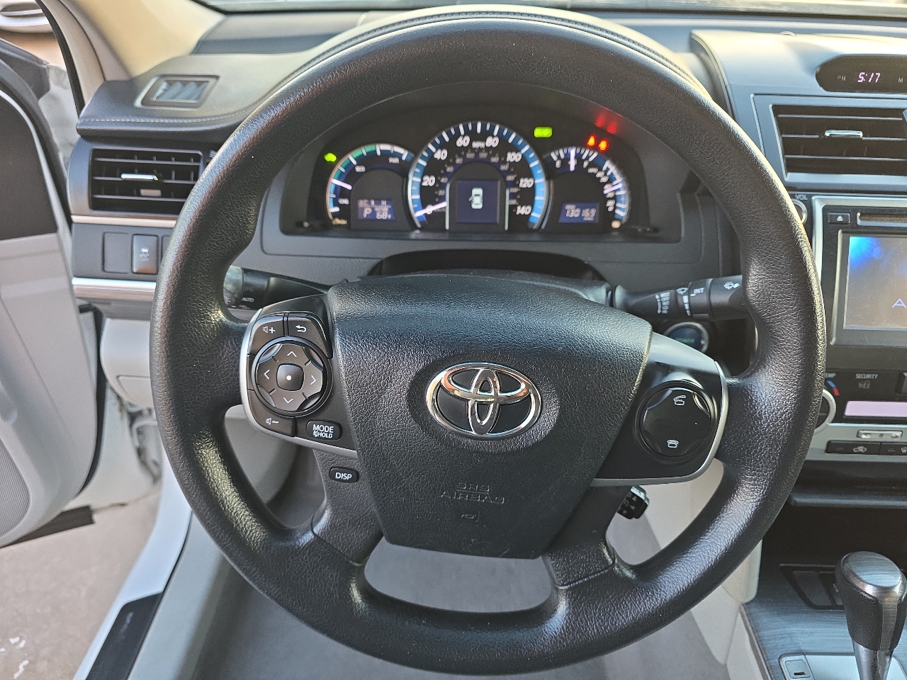 Toyota Camry Hybrid 4dr Sdn LE (Natl) 2013