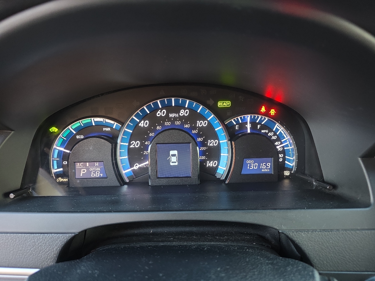 Toyota Camry Hybrid 4dr Sdn LE (Natl) 2013