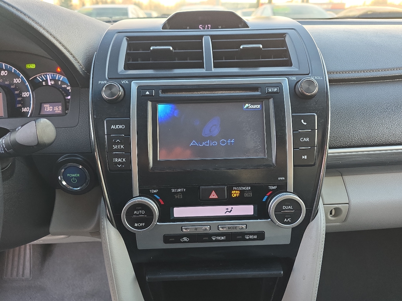 Toyota Camry Hybrid 4dr Sdn LE (Natl) 2013