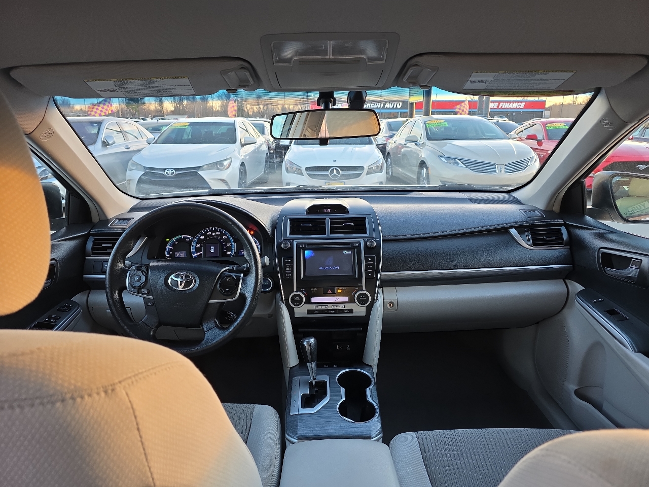 Toyota Camry Hybrid 4dr Sdn LE (Natl) 2013