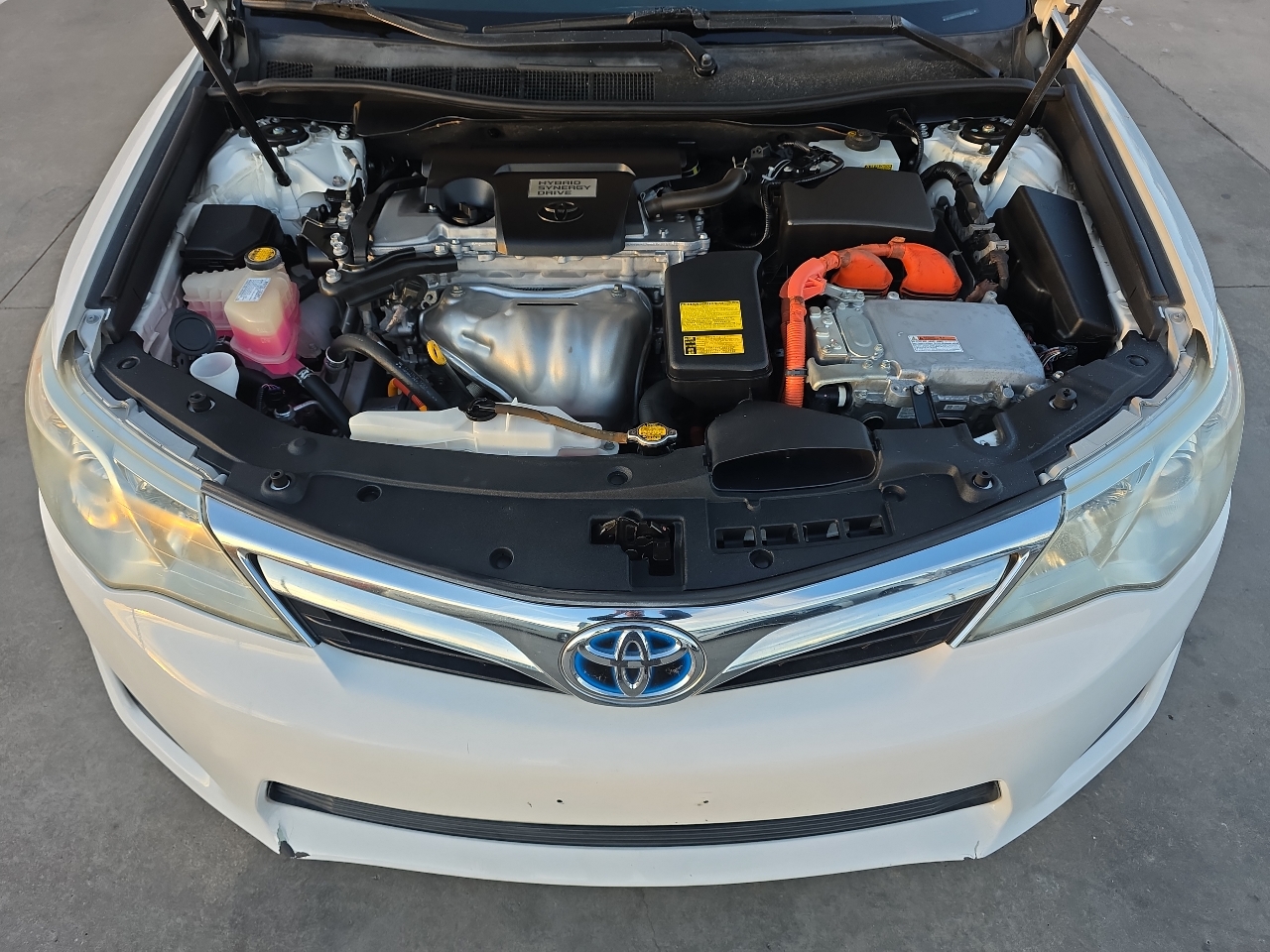 Toyota Camry Hybrid 4dr Sdn LE (Natl) 2013