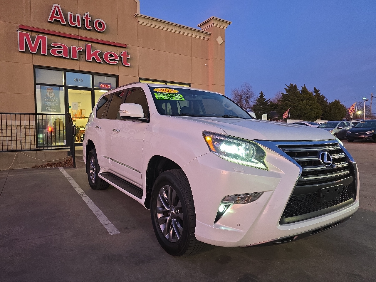 Lexus GX 460 4WD 4dr Luxury 2015