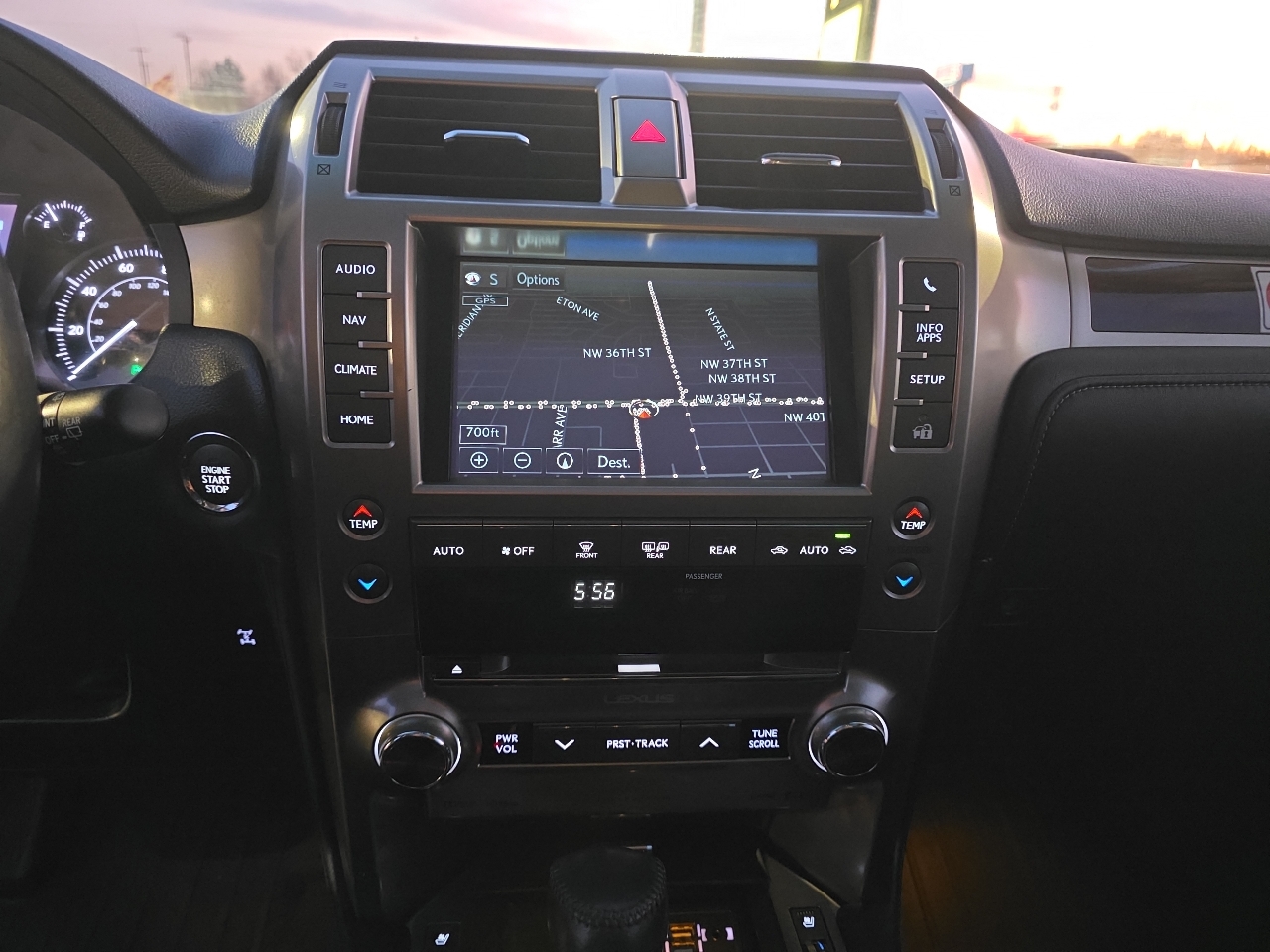 Lexus GX 460 4WD 4dr Luxury 2015