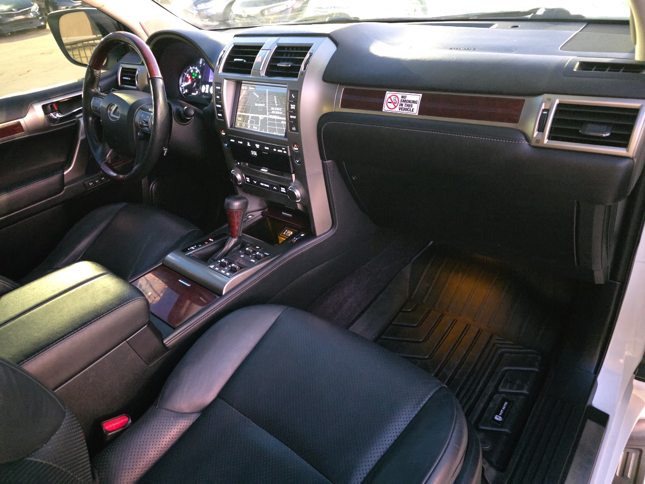 Lexus GX 460 4WD 4dr Luxury 2015