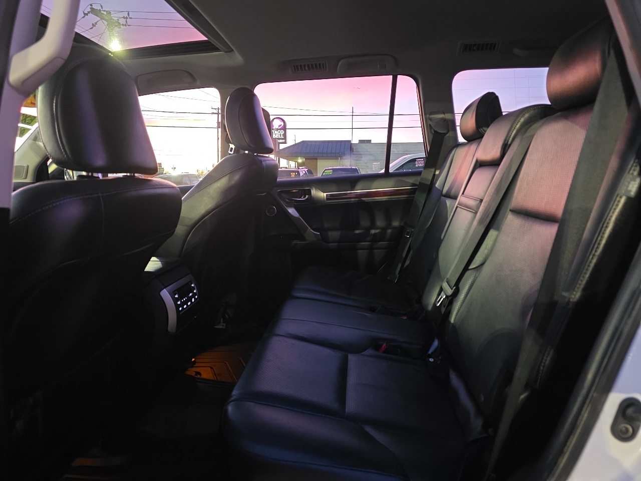 Lexus GX 460 4WD 4dr Luxury 2015