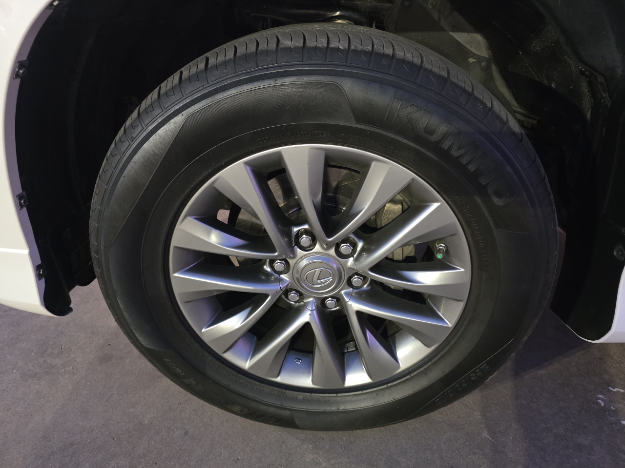 Lexus GX 460 4WD 4dr Luxury 2015