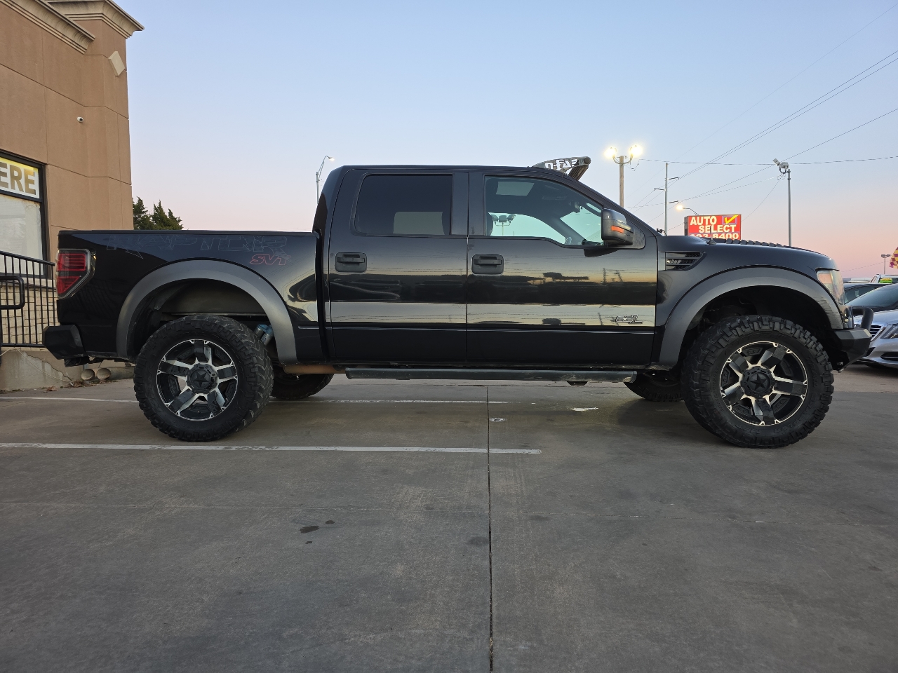 Ford F-150 4WD SuperCrew 145" SVT Raptor 2014