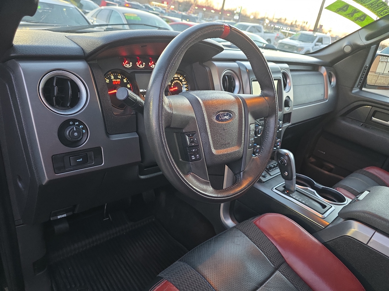 Ford F-150 4WD SuperCrew 145" SVT Raptor 2014