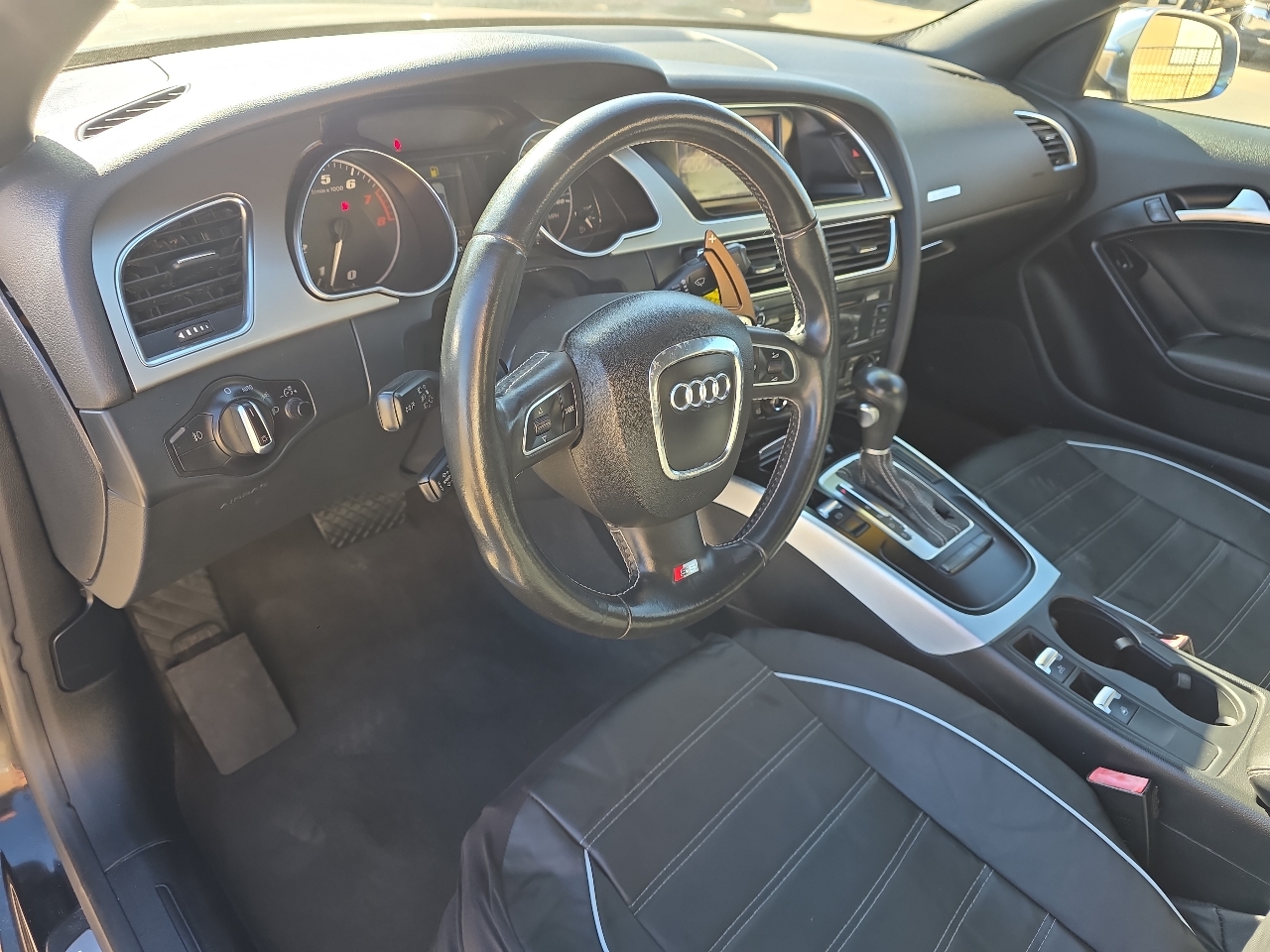 Audi S5 3.0T Premium Plus Coupe quattro S tronic 2010