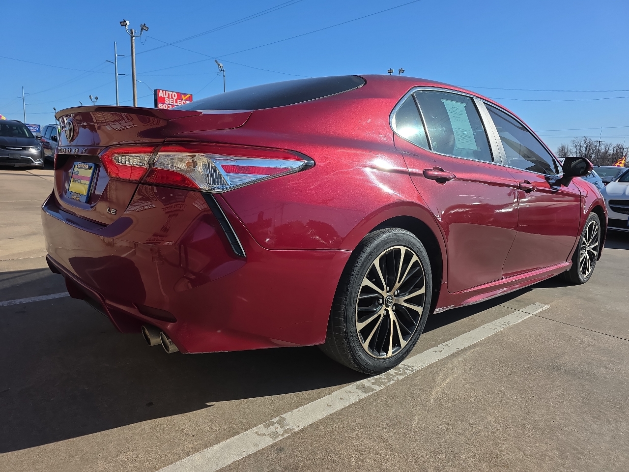 Toyota Camry SE Auto (Natl) 2018