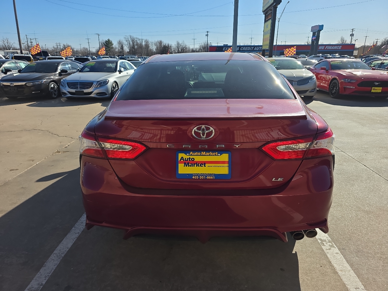 Toyota Camry SE Auto (Natl) 2018