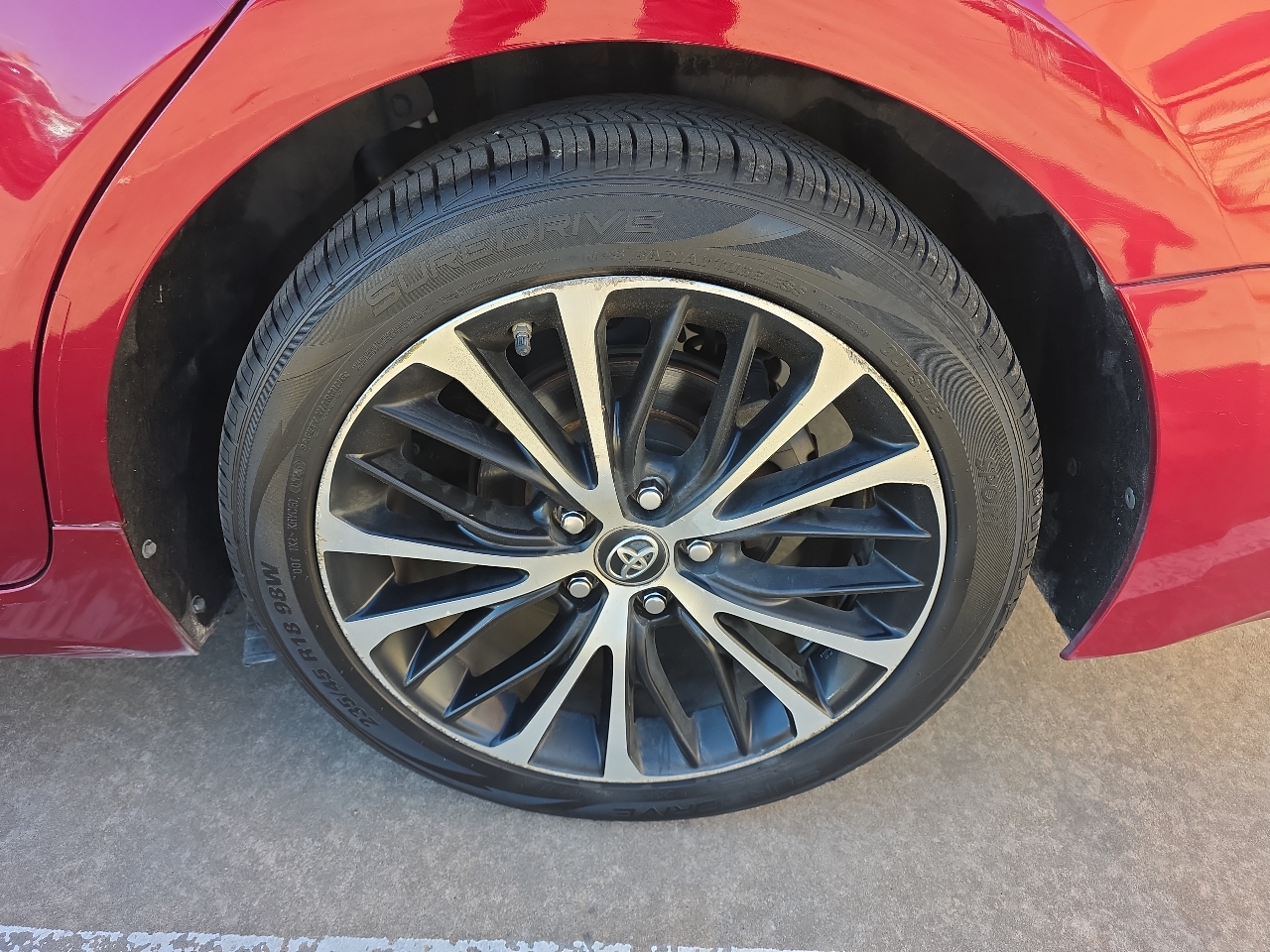 Toyota Camry SE Auto (Natl) 2018