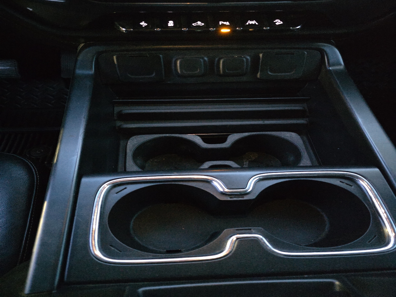 Chevrolet Silverado 1500 4WD Crew Cab 143.5" LTZ w/2LZ 2017