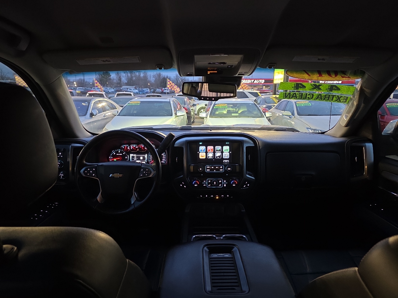 Chevrolet Silverado 1500 4WD Crew Cab 143.5" LTZ w/2LZ 2017