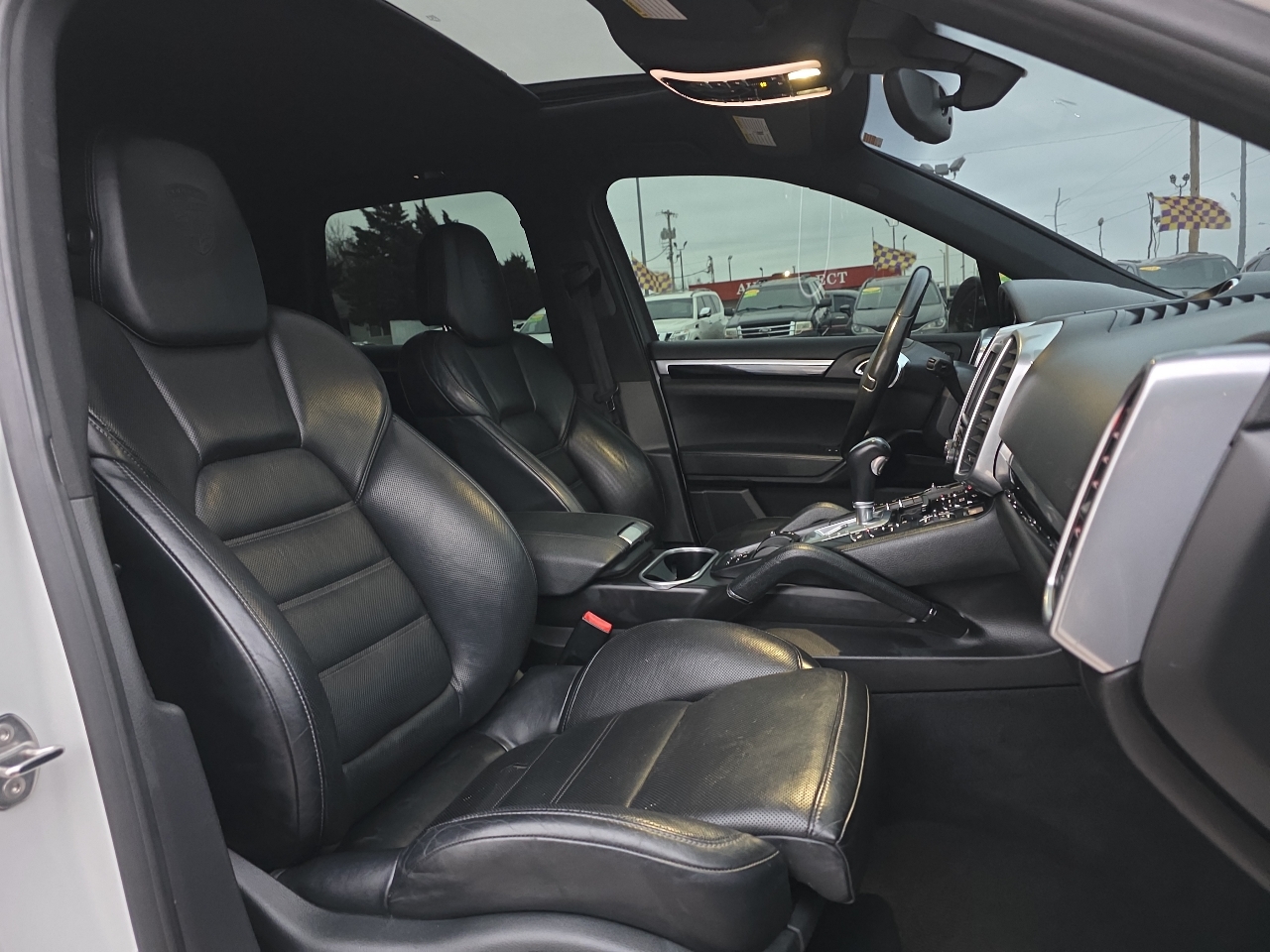 Porsche Cayenne AWD 4dr Platinum Edition 2014