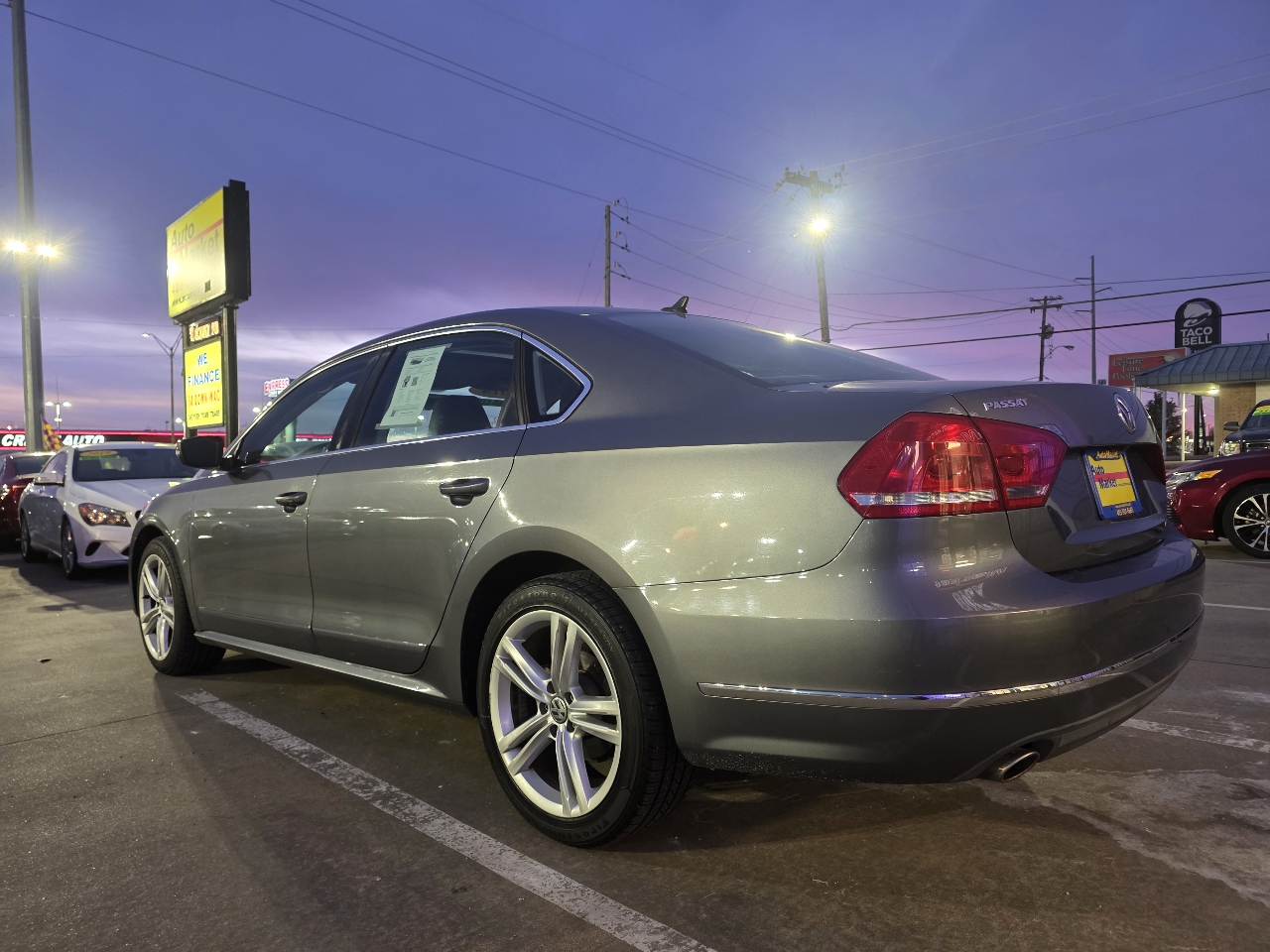 Volkswagen Passat 4dr Sdn 2.0L DSG TDI SE w/Sunroof & Nav 2014