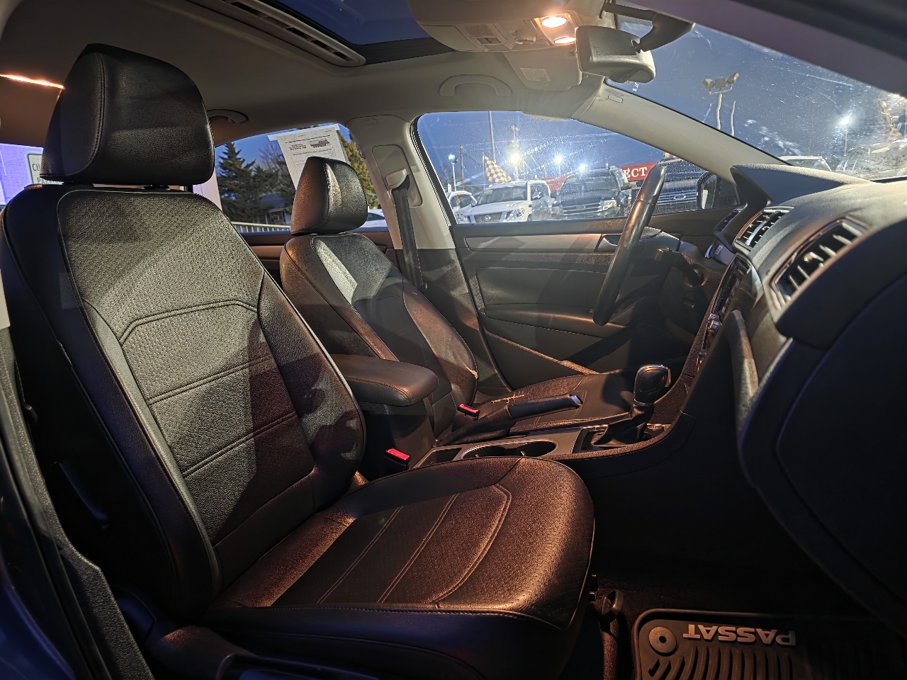 Volkswagen Passat 4dr Sdn 2.0L DSG TDI SE w/Sunroof & Nav 2014