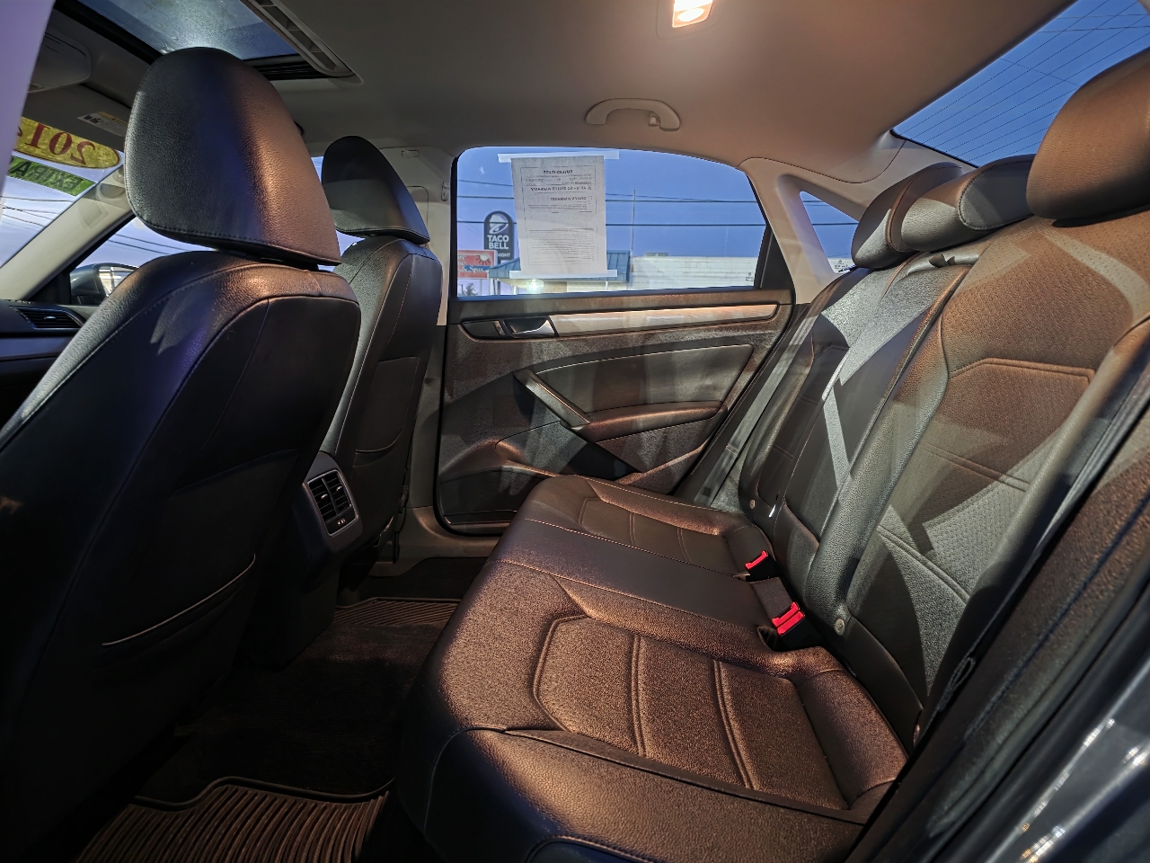 Volkswagen Passat 4dr Sdn 2.0L DSG TDI SE w/Sunroof & Nav 2014