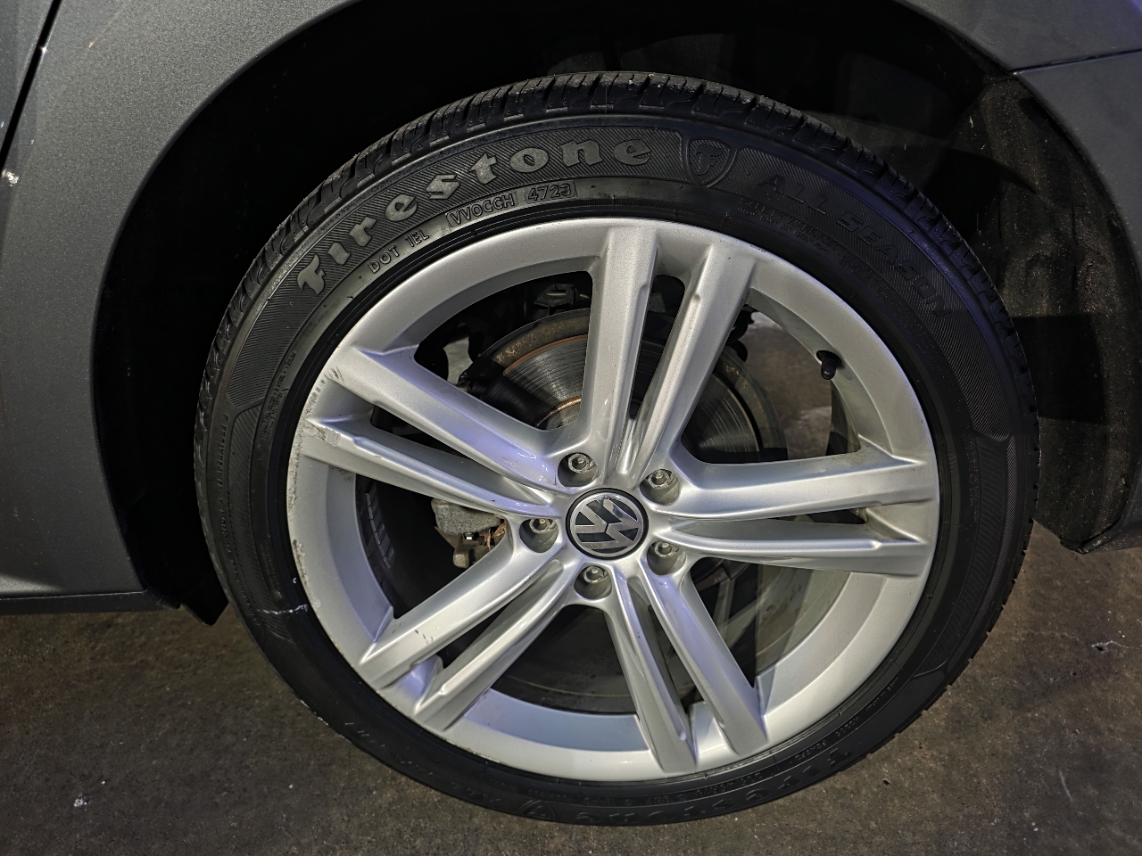 Volkswagen Passat 4dr Sdn 2.0L DSG TDI SE w/Sunroof & Nav 2014