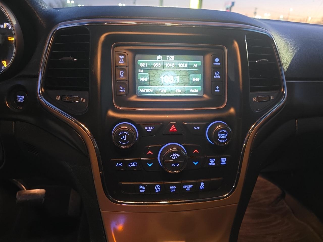 Jeep Grand Cherokee Laredo 4x2 2017