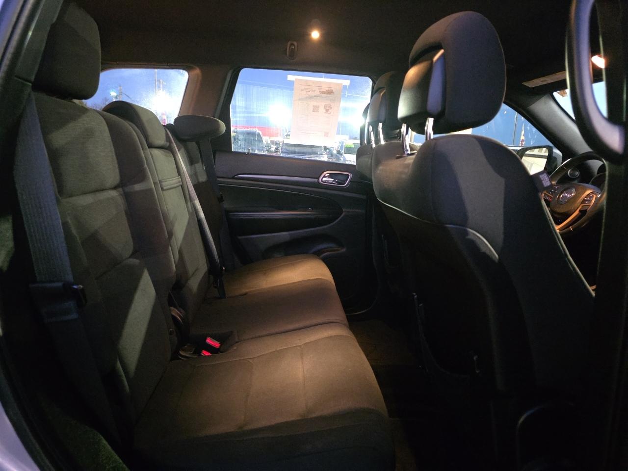 Jeep Grand Cherokee Laredo 4x2 2017