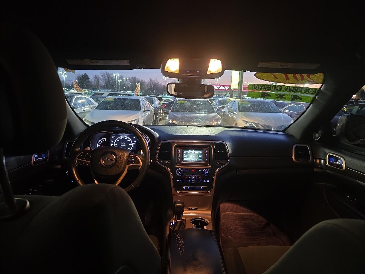 Jeep Grand Cherokee Laredo 4x2 2017