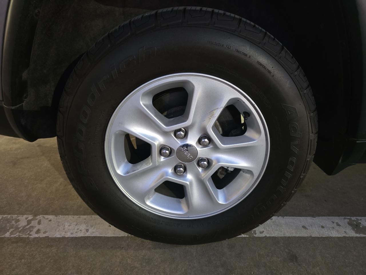 Jeep Grand Cherokee Laredo 4x2 2017