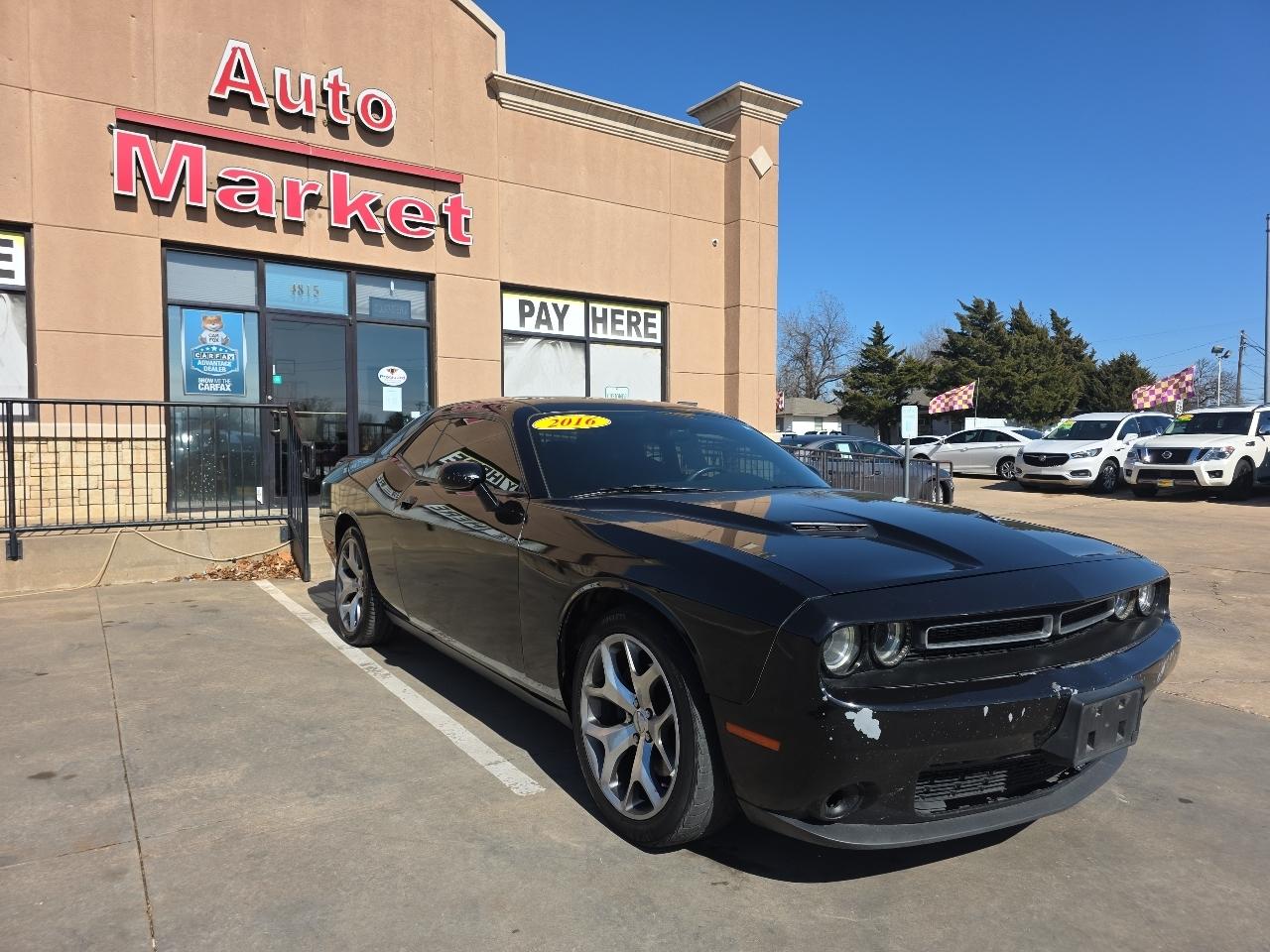 Dodge Challenger 2dr Cpe SXT 2016