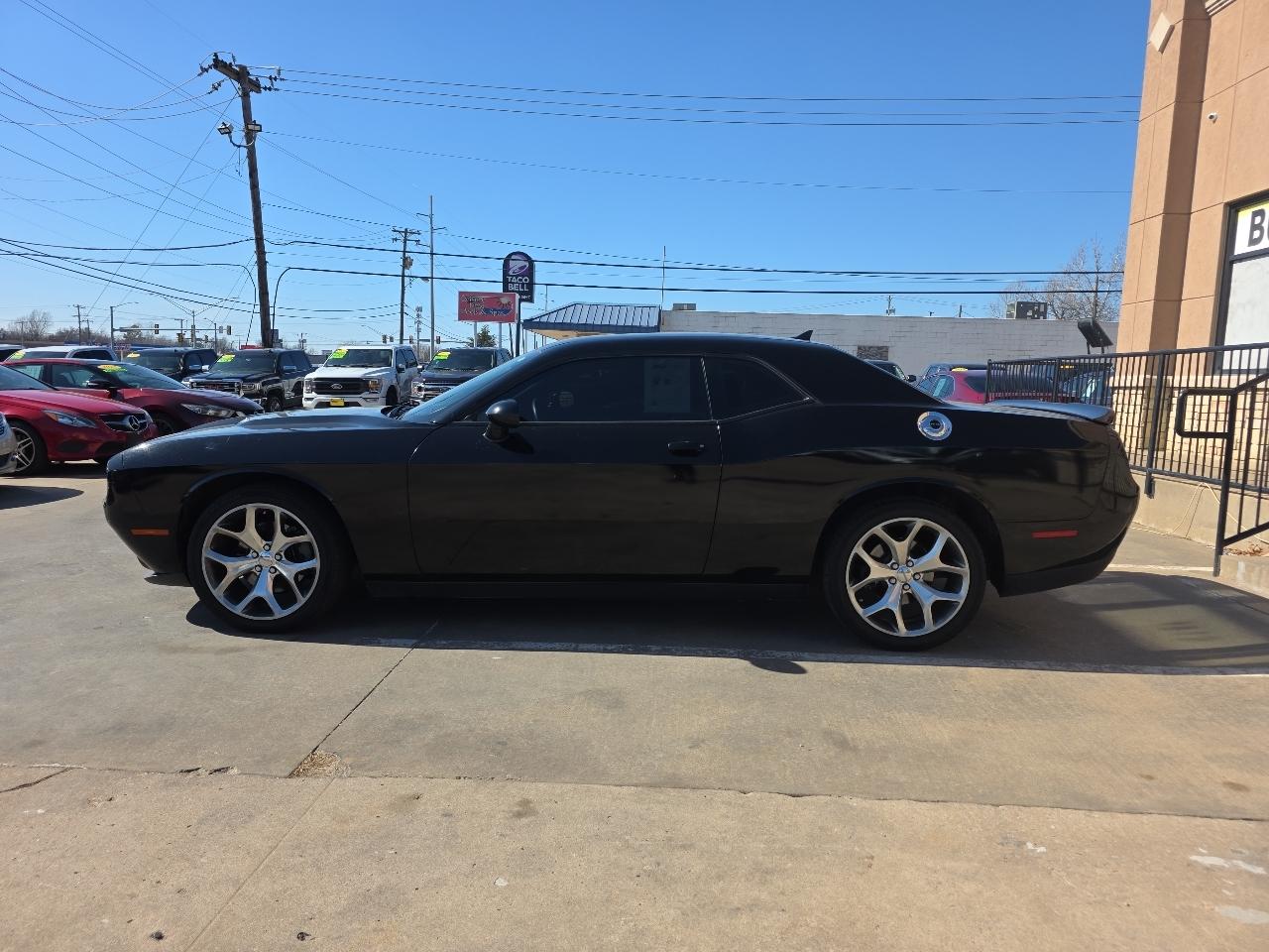 Dodge Challenger 2dr Cpe SXT 2016