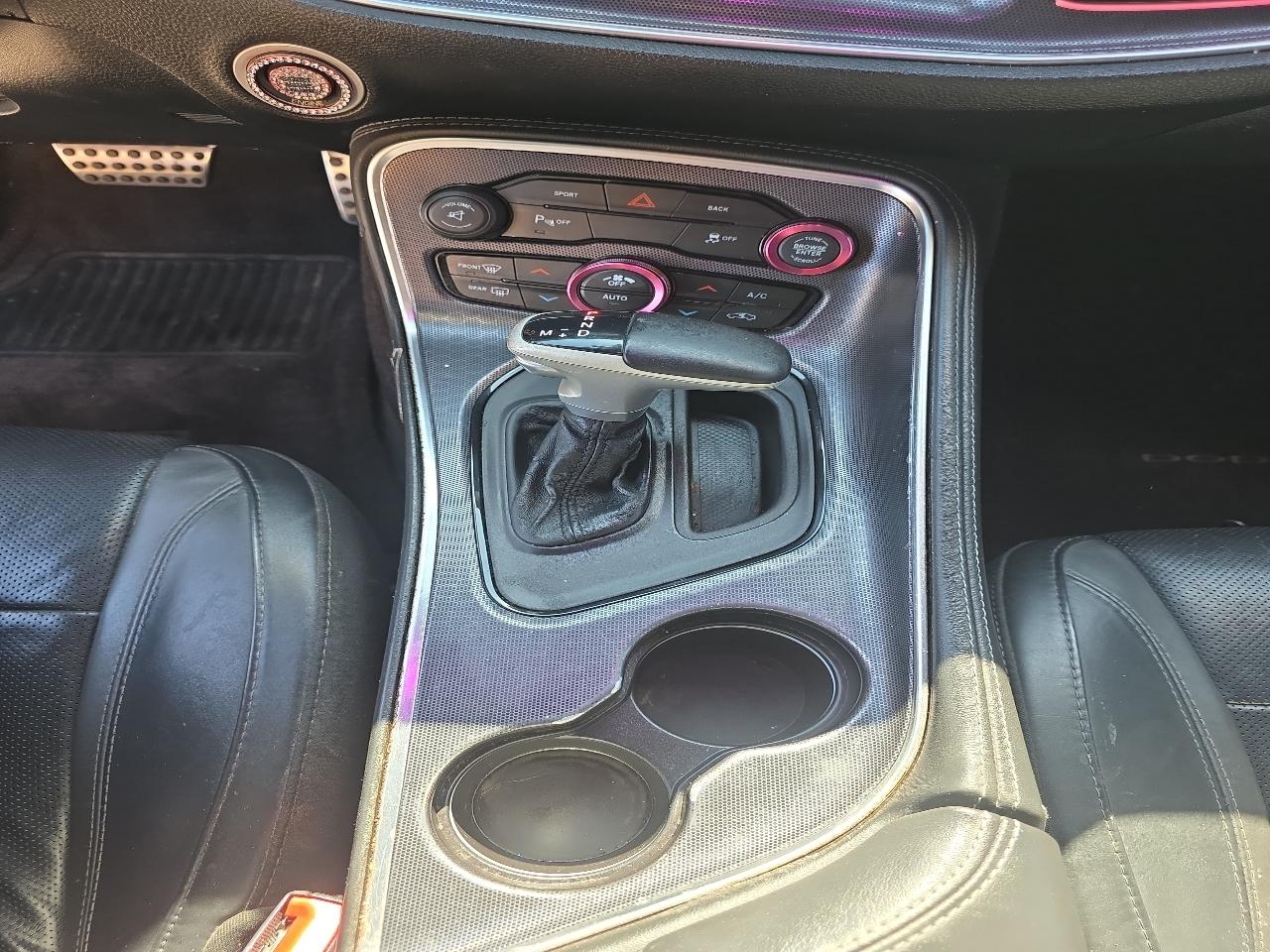 Dodge Challenger 2dr Cpe SXT 2016