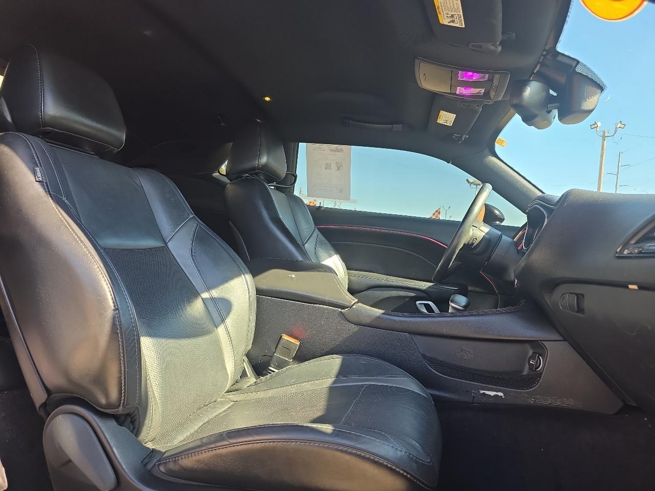 Dodge Challenger 2dr Cpe SXT 2016